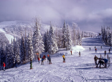 Skiing Kindred Resort Keystone